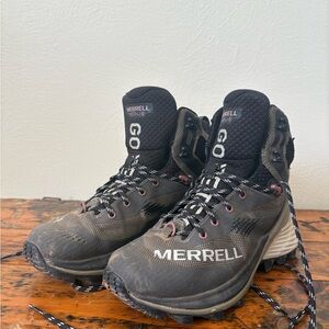 Merrell Women's Black Hiking boots